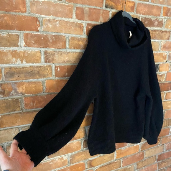 ARITZIA THE GROUP BABATON adichie sweater black turtleneck wool alpaca - Picture 8 of 11